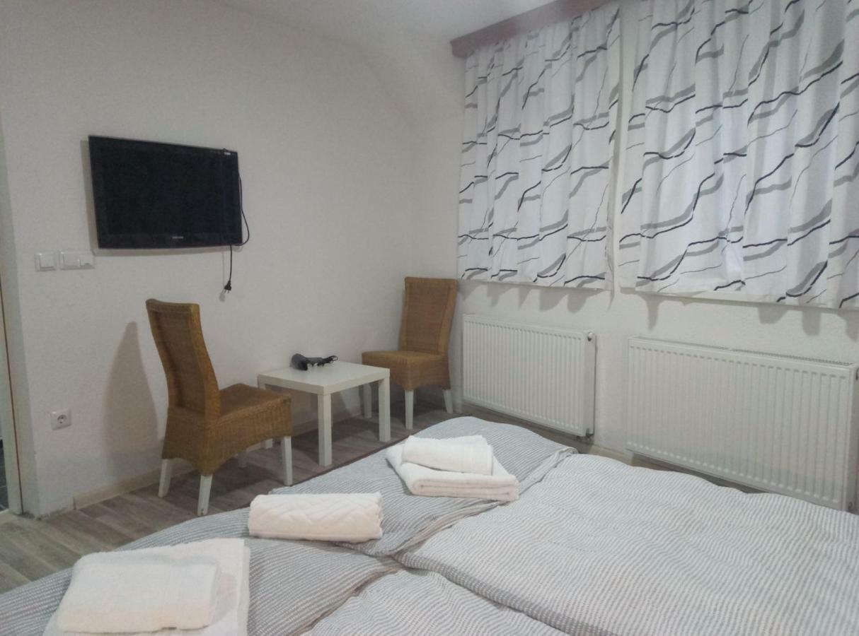 Apartments&Rooms Mido Visoko Zewnętrze zdjęcie